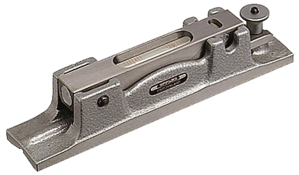 Poziomnice regulowane 52